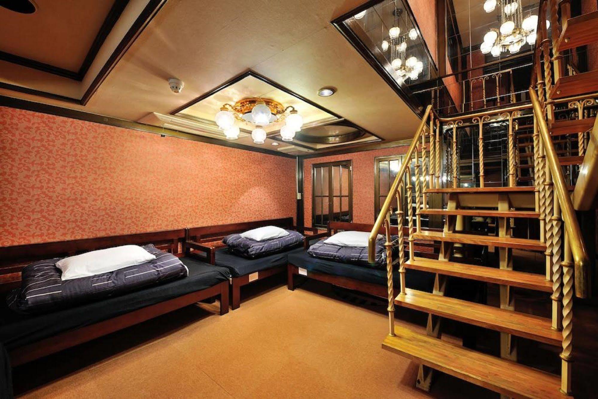 Khaosan World Asakusa Ryokan Tokyo Ngoại thất bức ảnh